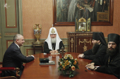 Святейший Патриарх Кирилл встретился с президентом компании ГМК «Норильский никель» А.А. Клишасом