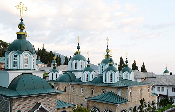 Русский на Афоне Пантелеимонов монастырь